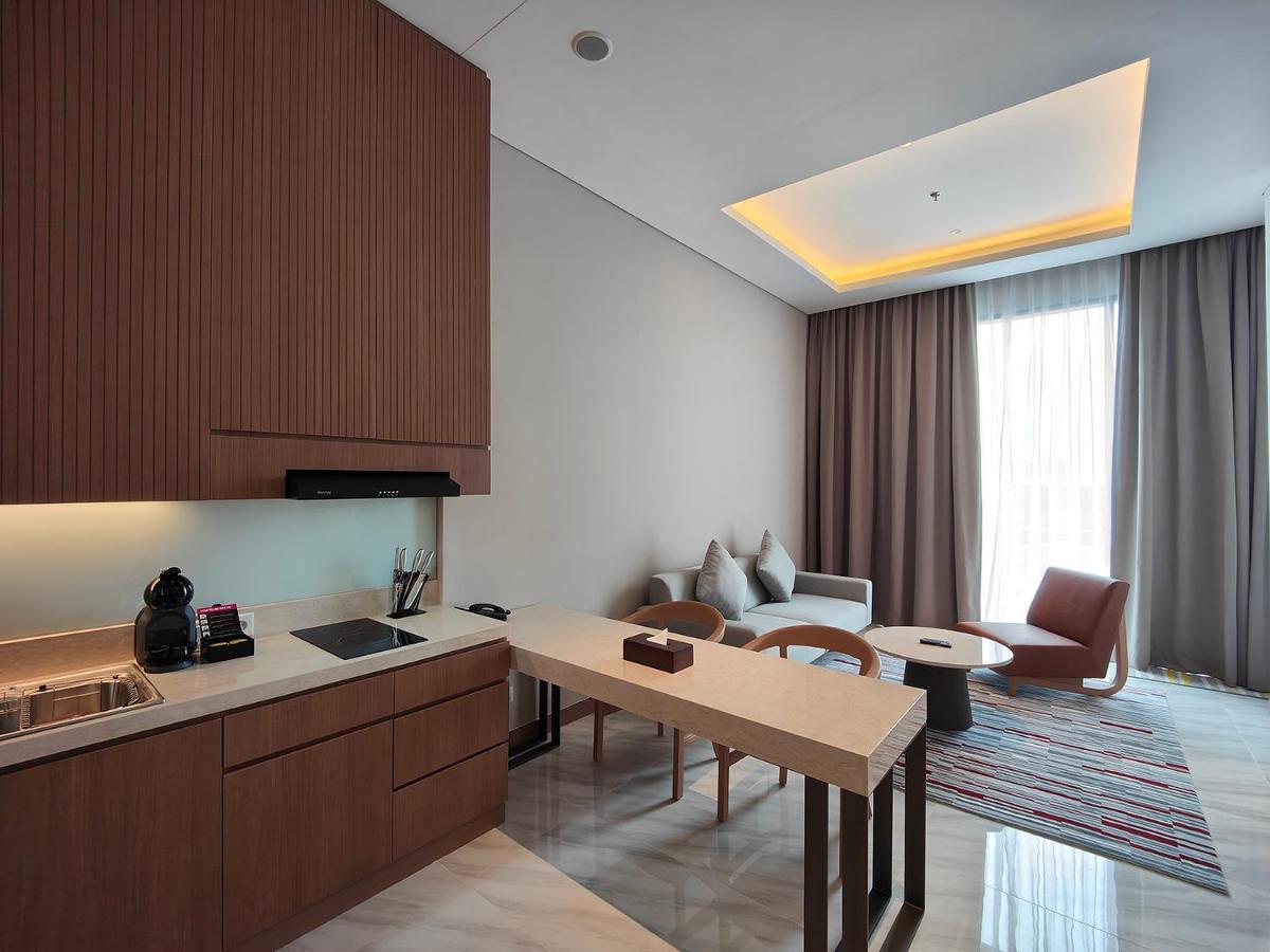 Ra Suites Simatupang Jakarta Exterior foto