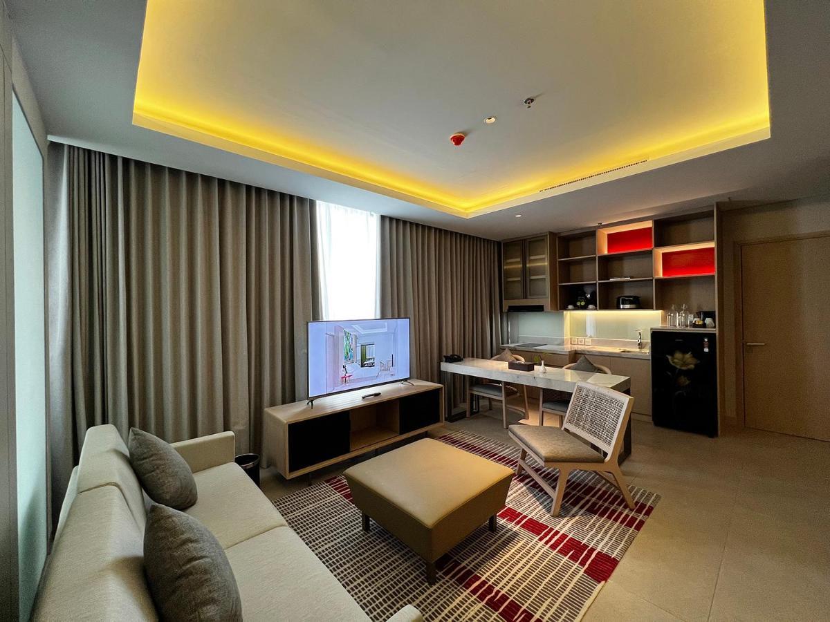 Ra Suites Simatupang Jakarta Zimmer foto